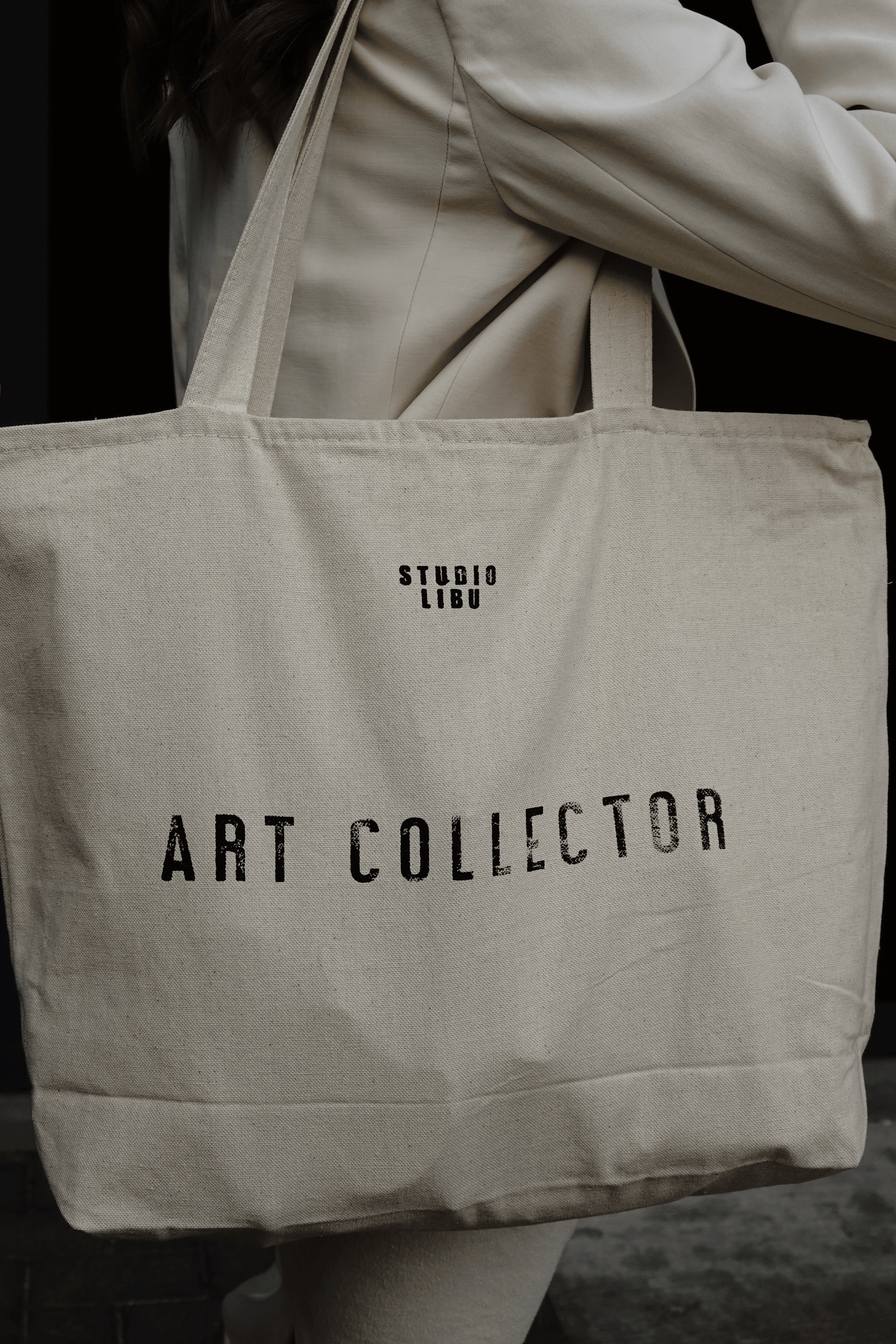 Art collector tote by studio libu